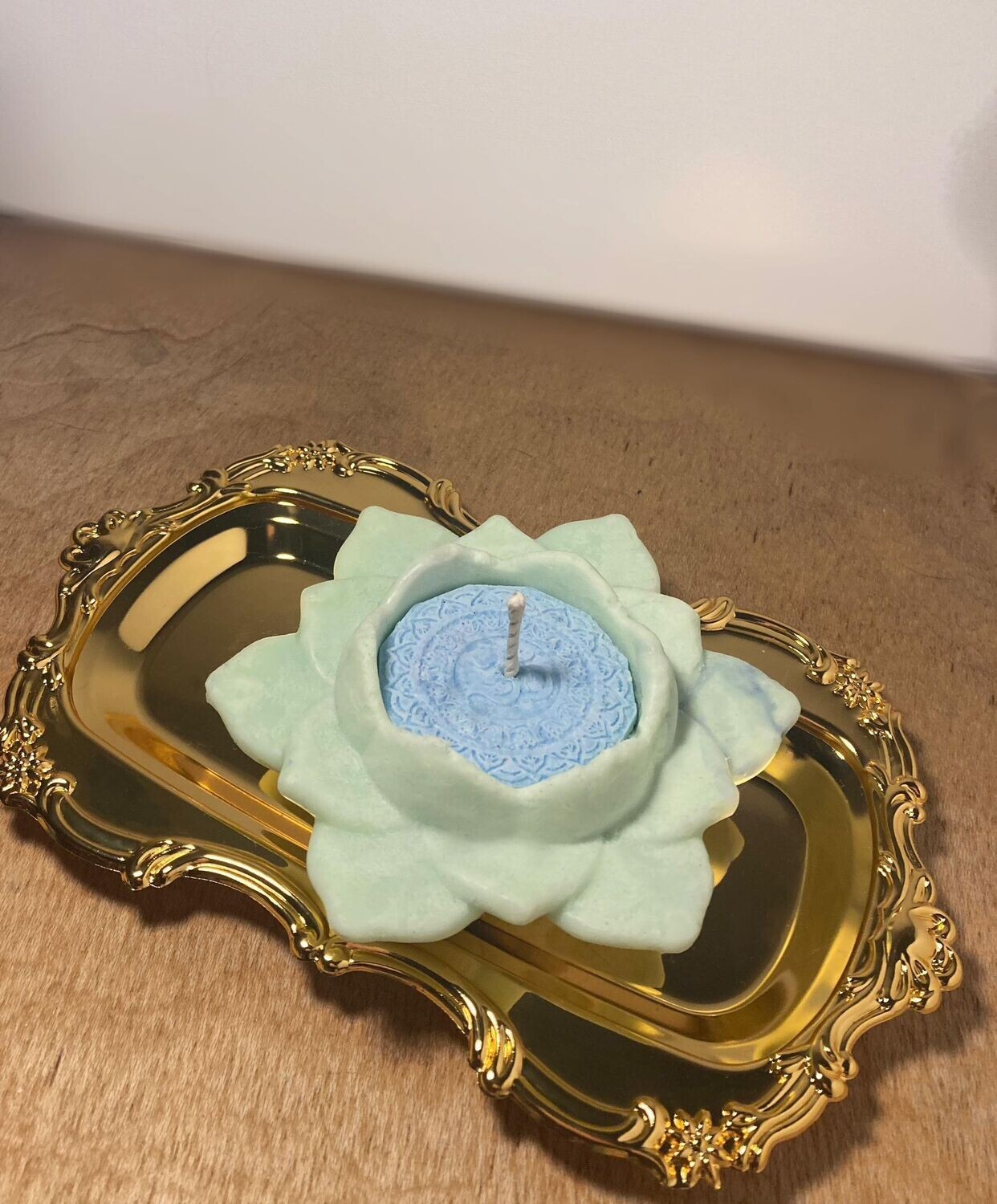 Floating Lotus Flower Candle