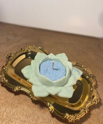 Floating Lotus Flower Candle
