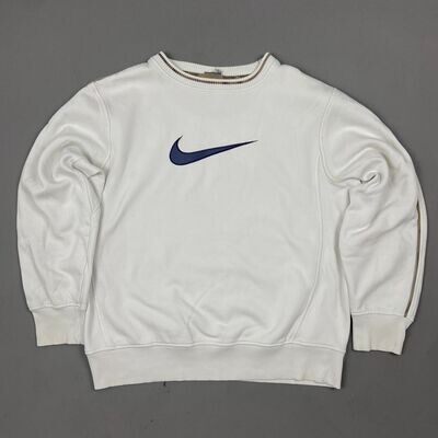 Nike Vintage 00s Sweater (M) Nike Vintage 00s Sweater (M)