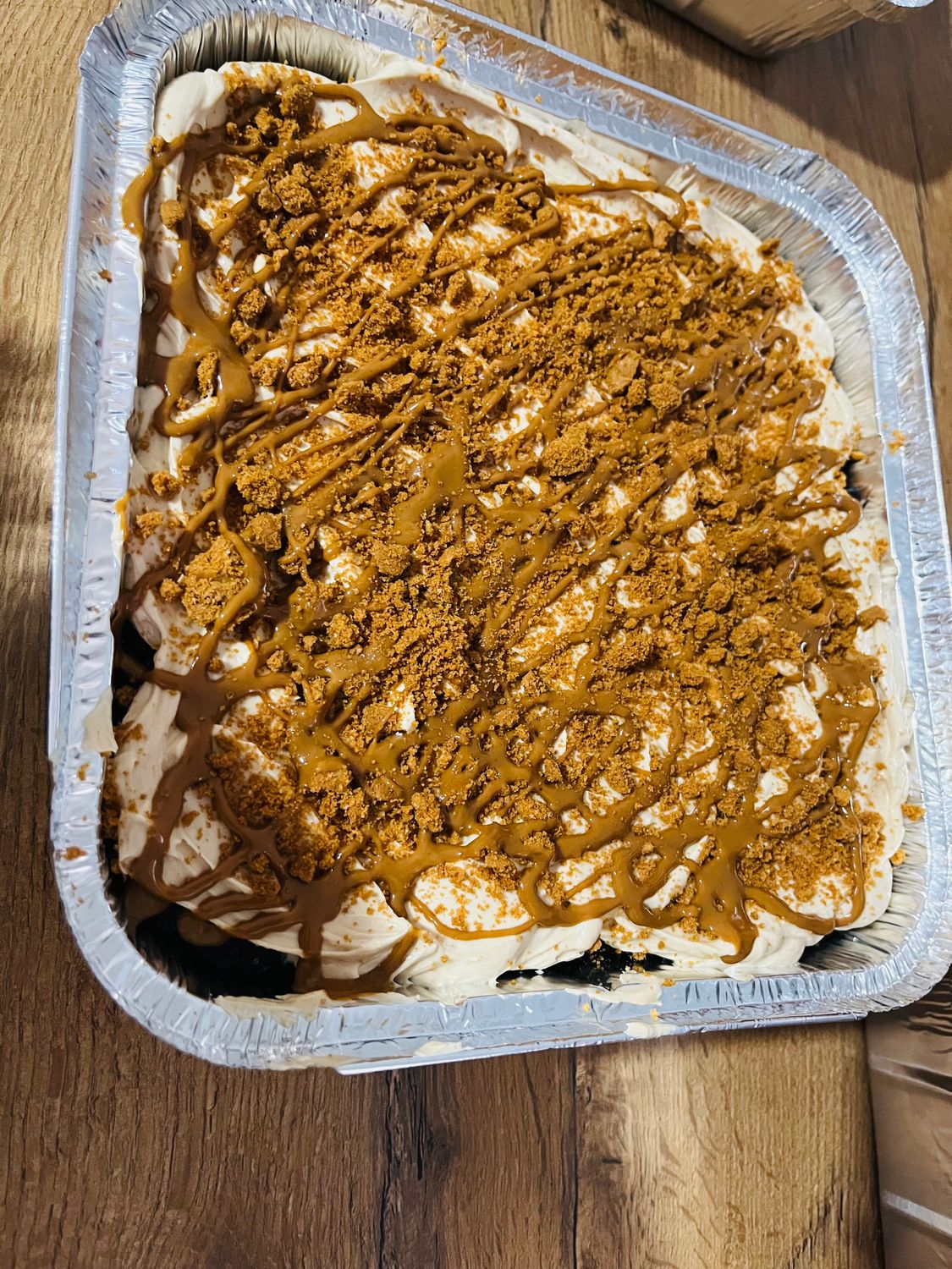 Big dessert cakes