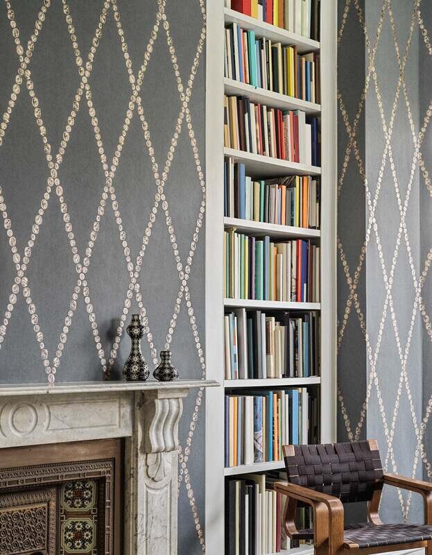 Cole &amp; Son. Cammei