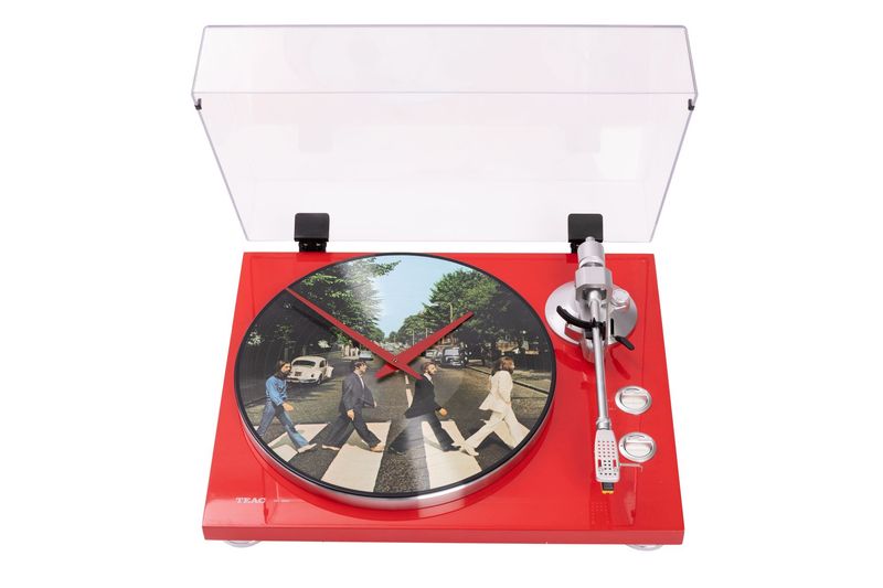VINYL IN TIME  Wall Clock  The Beatles