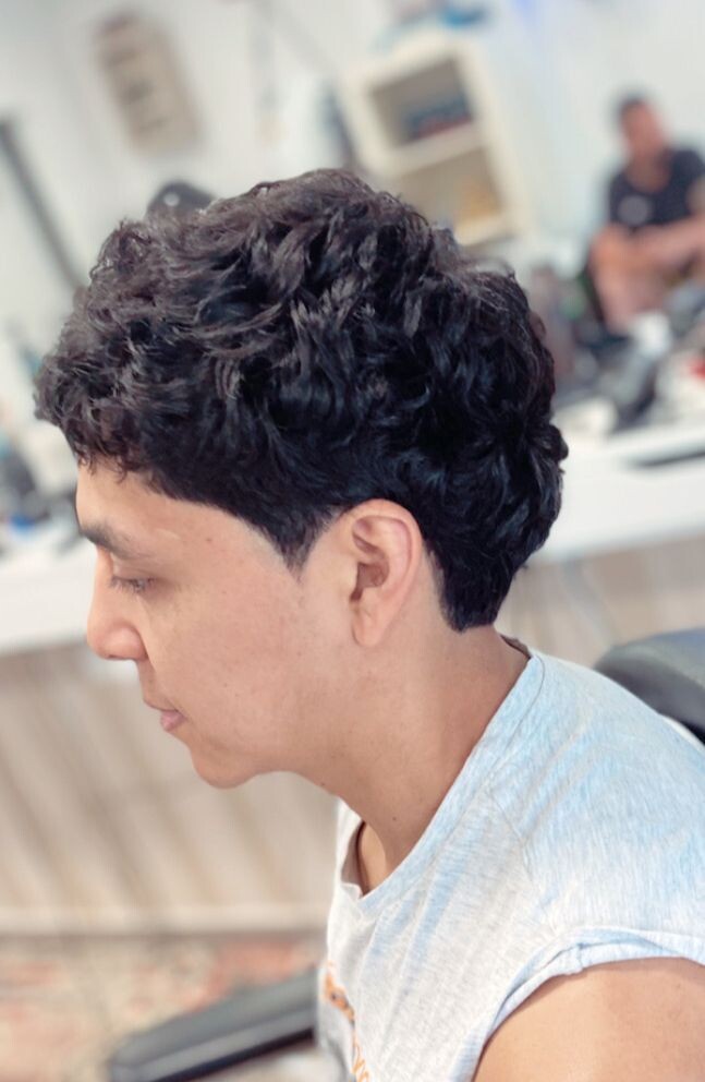 Corte a peine y tijera