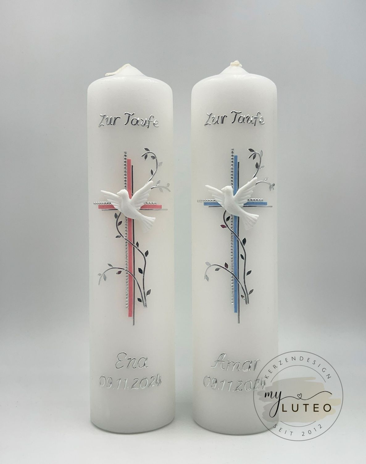 Taufkerze Kommunionkerze 250x60mm Klassisch mit Kreuz verspielt, Ranken, Taube Taufkerze Kommunionkerze 250x60mm Klassisch mit Kreuz verspielt, Ranken, Taube