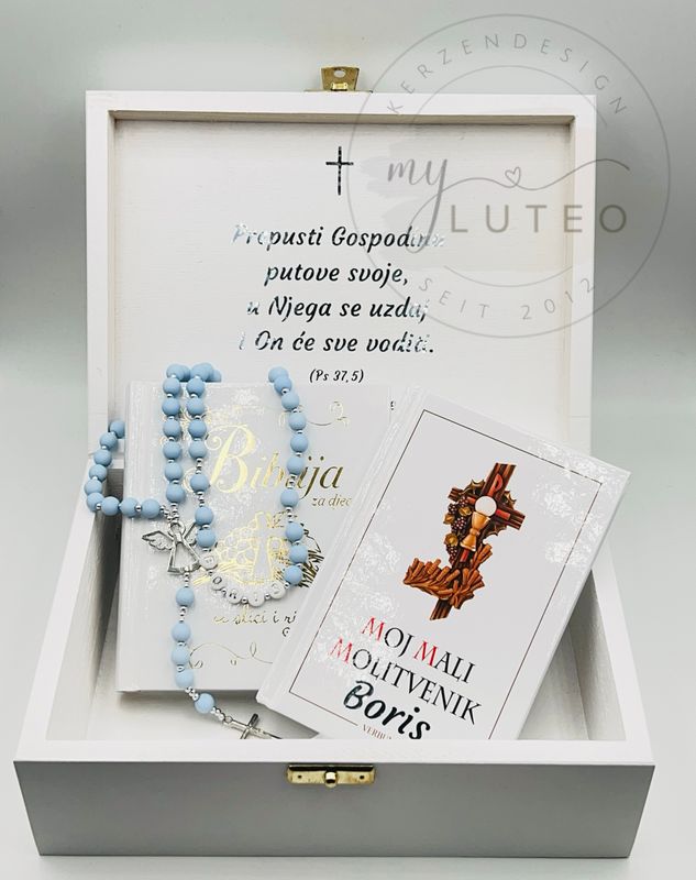 Personalisierte Erinnerungsbox zur Firmung mit kleiner kroatischer Kinderbibel, Gotteslob und Rosenkranz