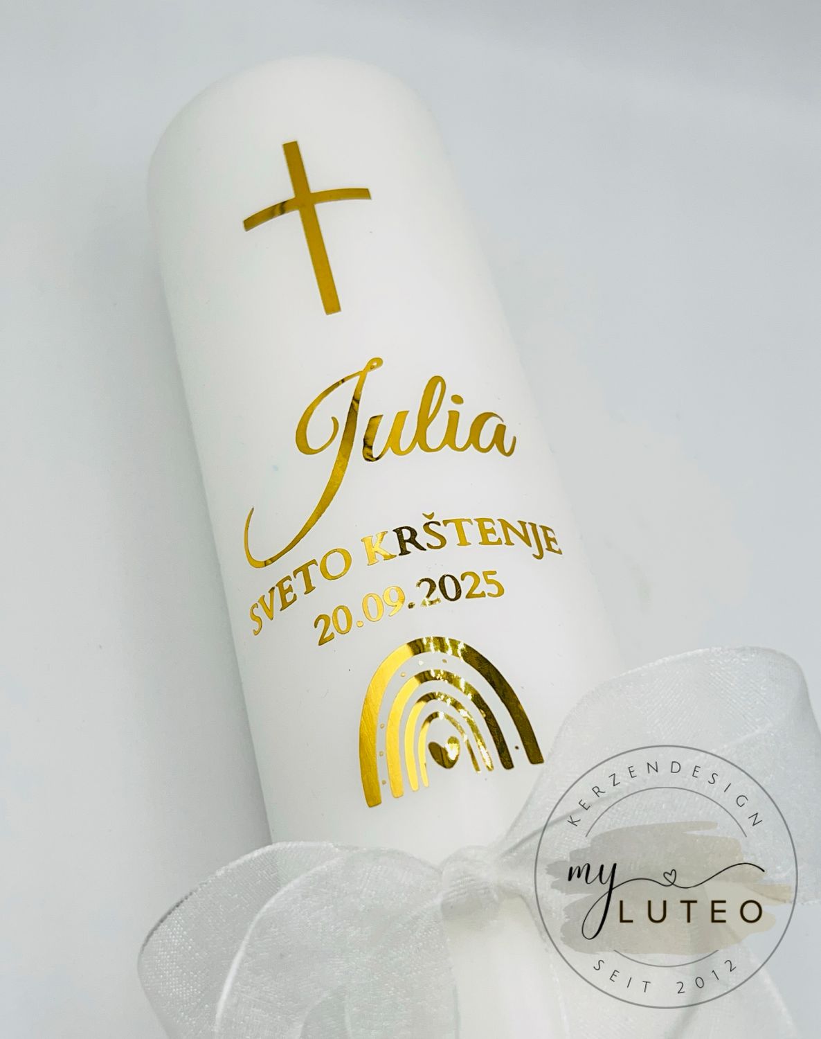Personalisierte Taufkerze Kommunionkerze mit Kreuz & Regenbogen Personalisierte Taufkerze Kommunionkerze mit Kreuz & Regenbogen