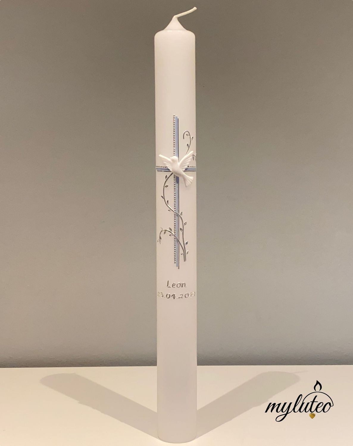 Taufkerze Kommunionkerze 400x40mm Klassisch mit Kreuz verspielt, Ranken, Taube