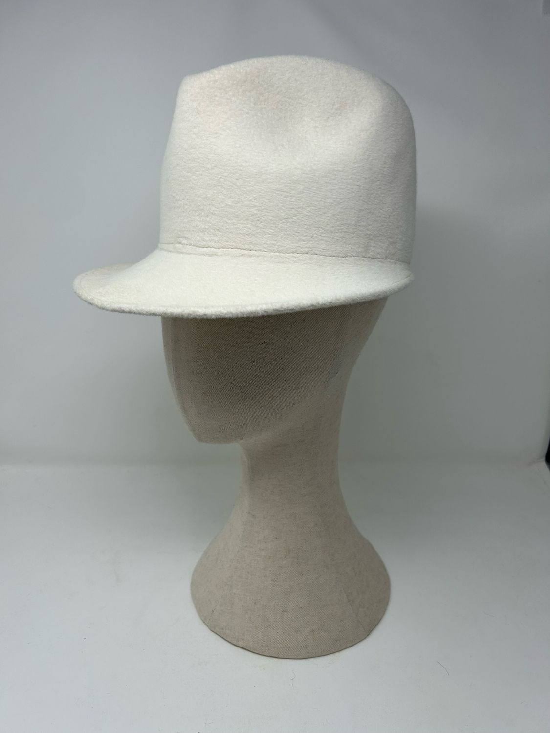 Velour Feddy Cap