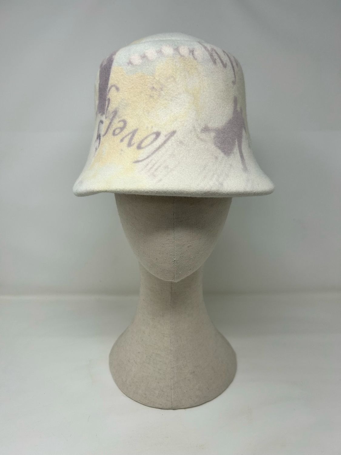 Lovely Duck Bill Cap
