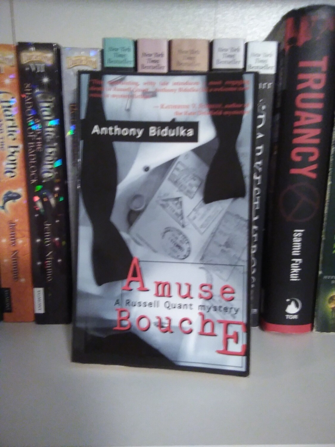 Amuse Bouche: A Russell Quant mystery