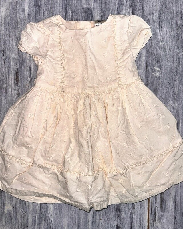 Baby B&#39;Gosh: Cream Spring Break: 12m