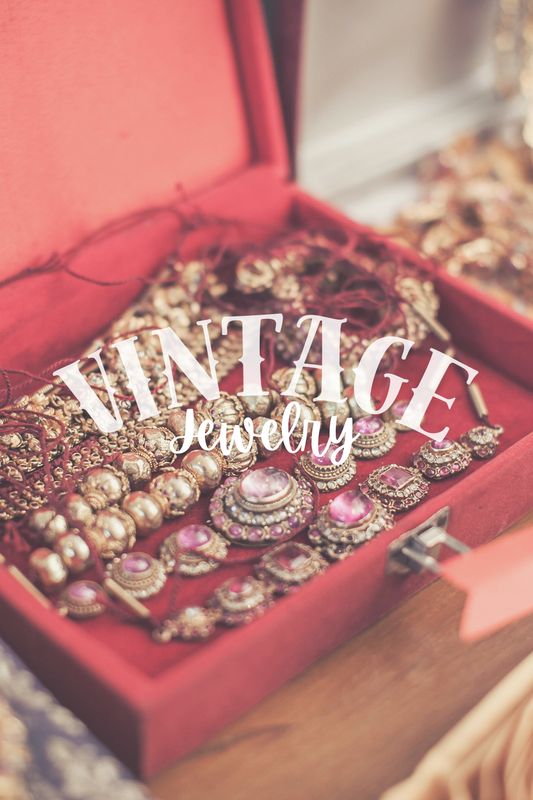 VINTAGE JEWELRY
