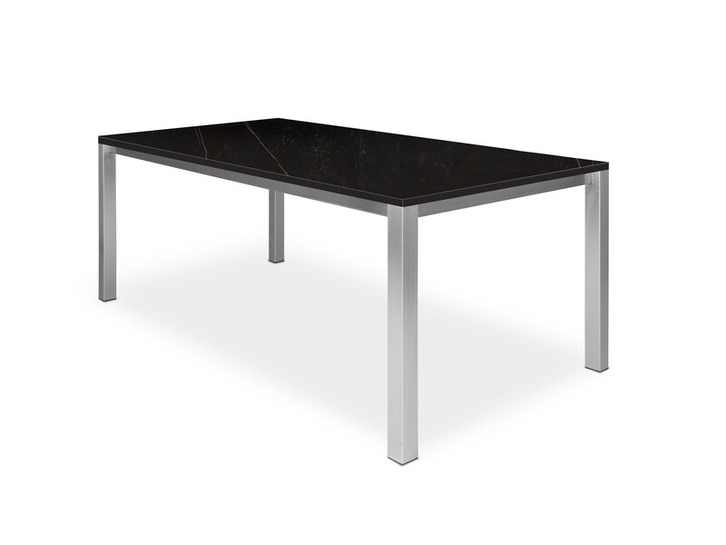 Gartentisch mit Platte Dekton Kelya 20 mm inkl. Tischgestell