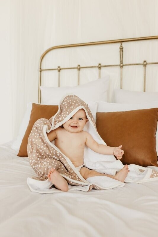 Copper Pearl Hooded Towel - Fawn