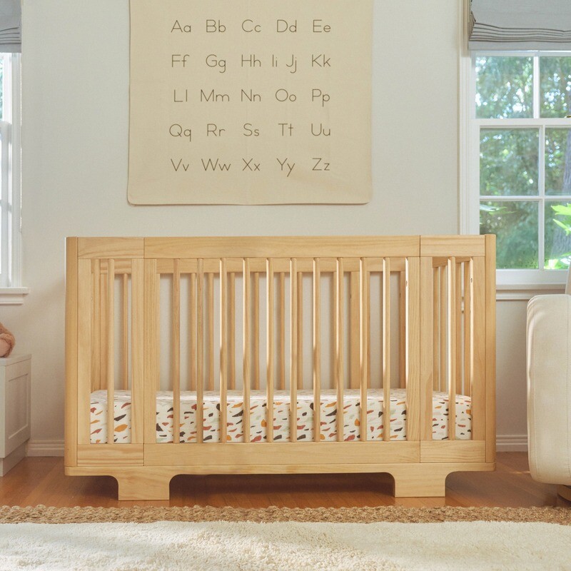 Yuzu 8 -in-1 Convertible Crib