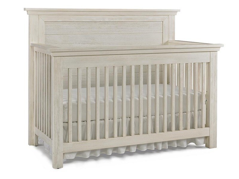 LUGO Flat Top Convertible Crib
