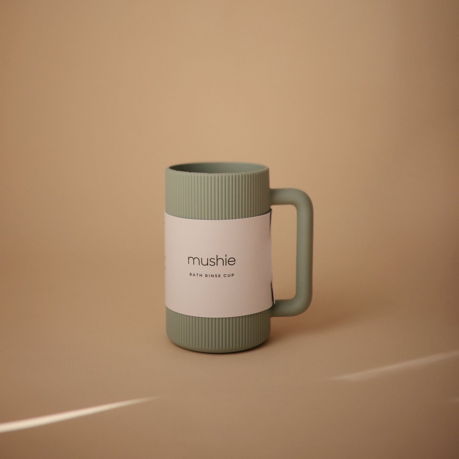 Mushie Bath Rinse Cup - Cambridge Blue