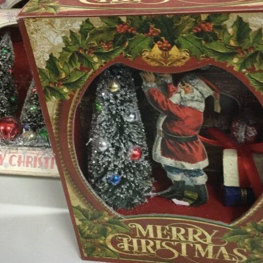 Santa Tree Box - RAZ
