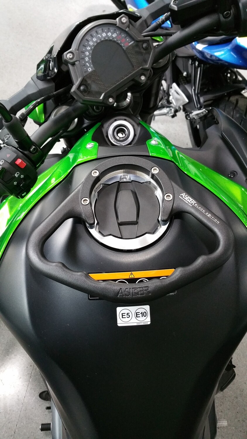 ASIDERO KAWASAKI KR05 B-E