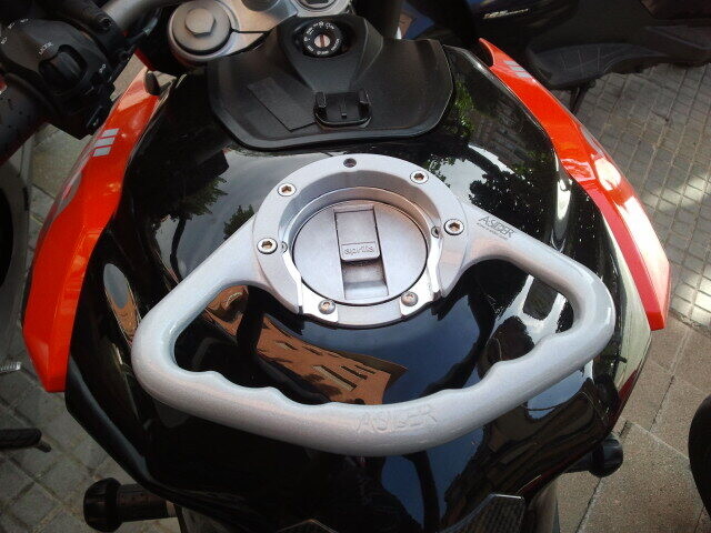 ASIDERO APRILIA TR02