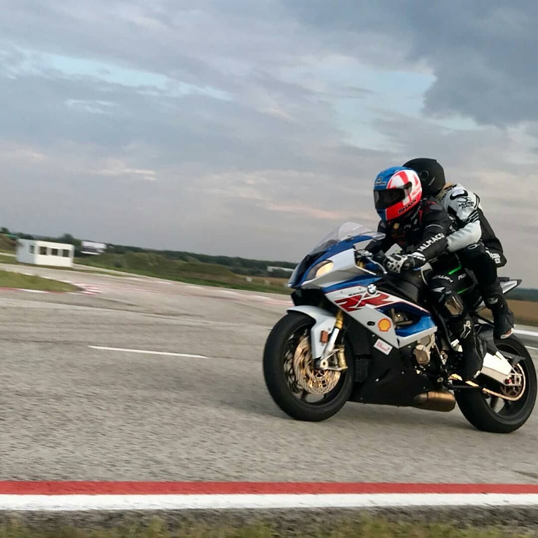 ASIDERO BMW BR02 B-E