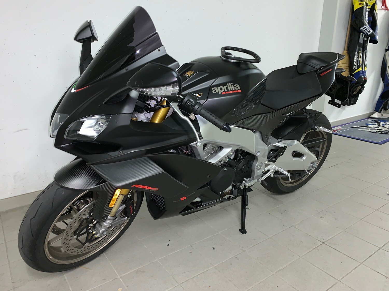ASIDERO APRILIA DAR01 B-E
