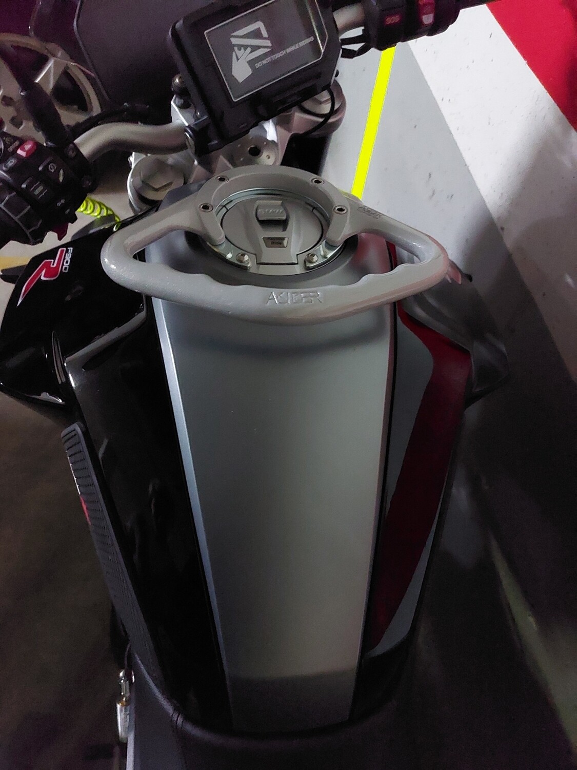 ASIDERO BMW - KTM BR01