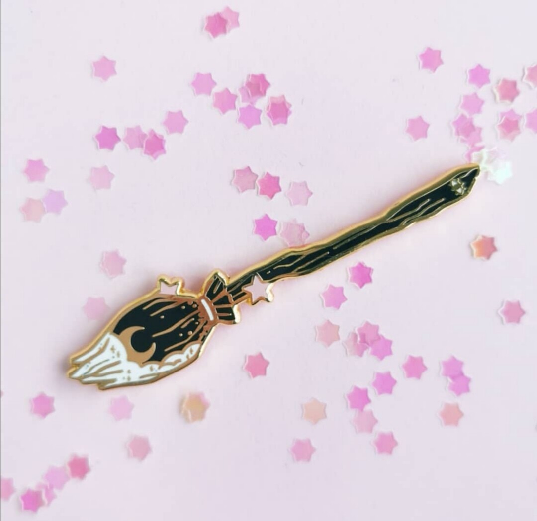 Witchy Moon Broom pin