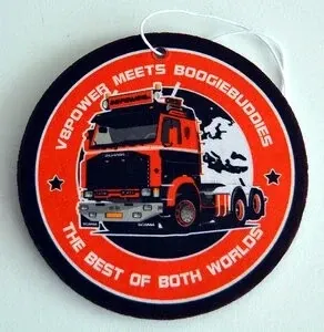 Geurhanger V8 power meets Boogie Buddies