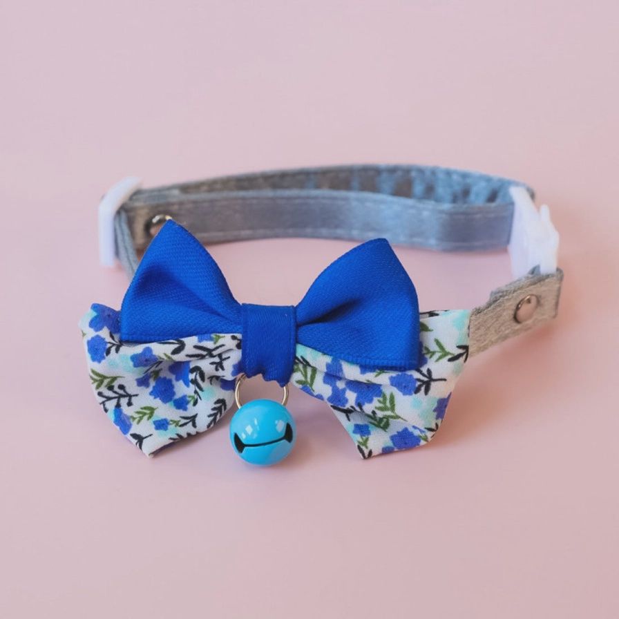 MOOKA - ADJUSTABLE CAT COLLAR - BLUE FLORAL DESIGN