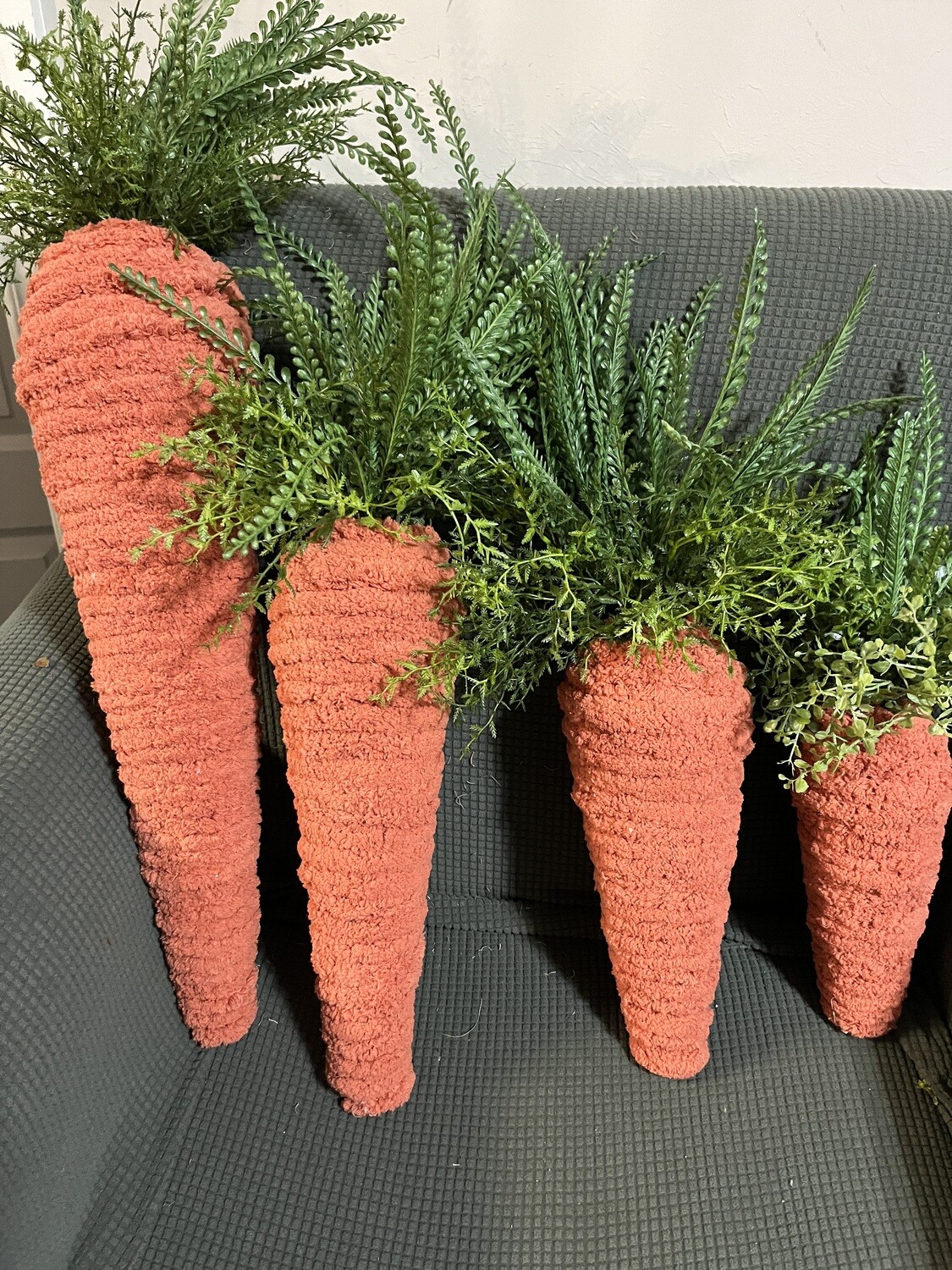 Chunky Yarn Carrots
