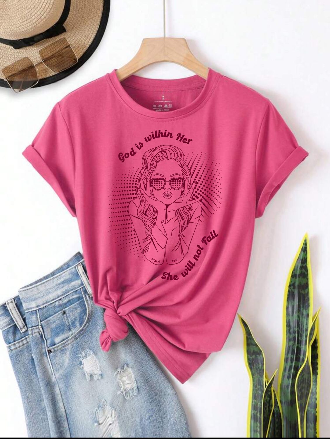 She will not fall Graphic Tee
