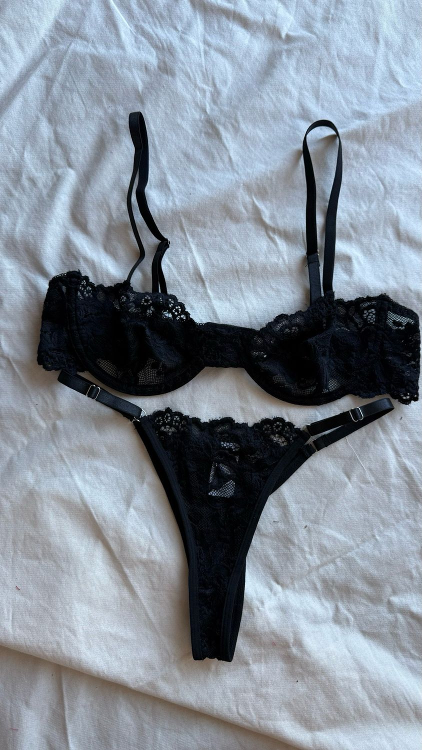 Conjunto Cairo Negro Talle S