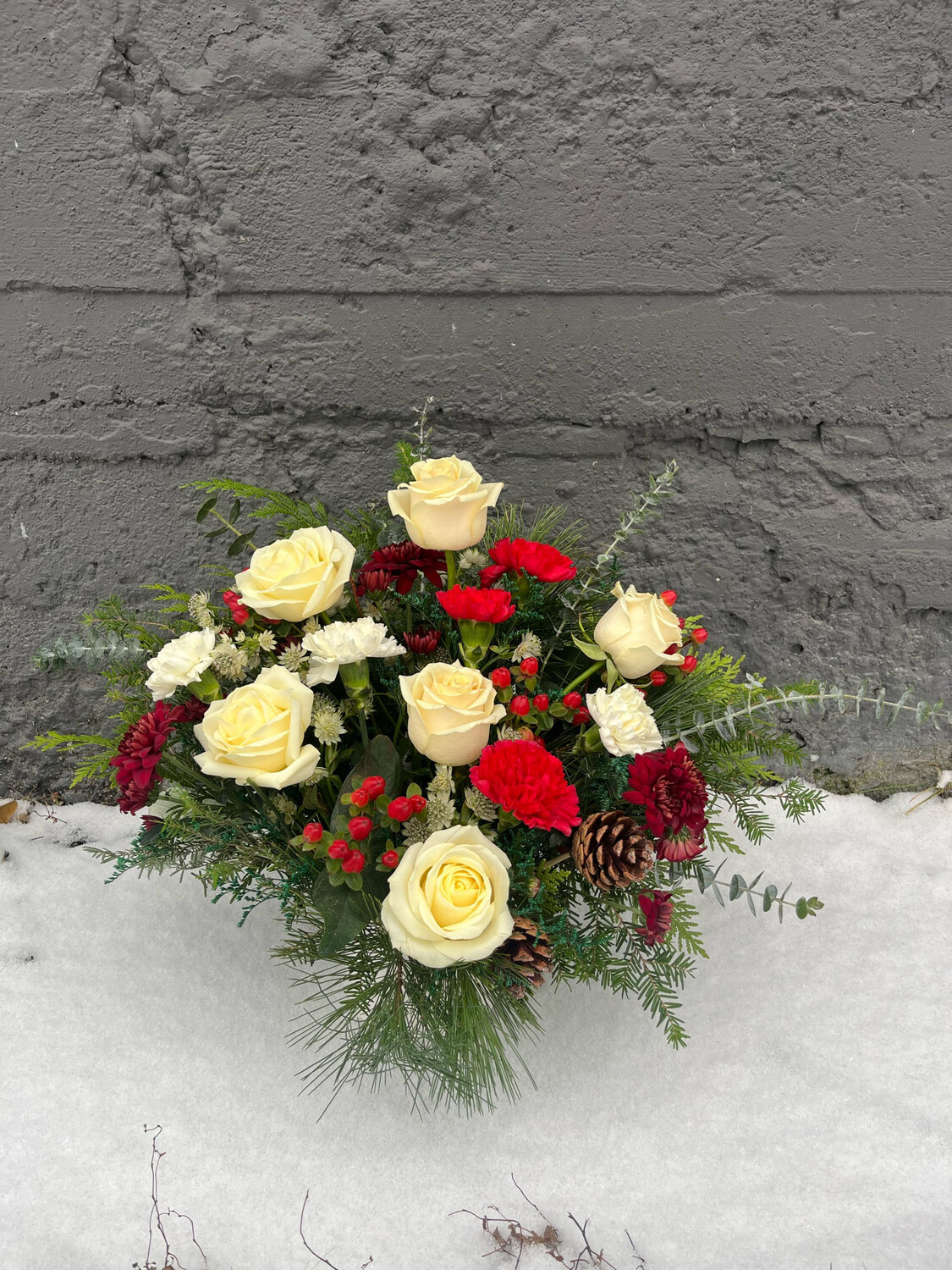 Classic Christmas Centrepiece