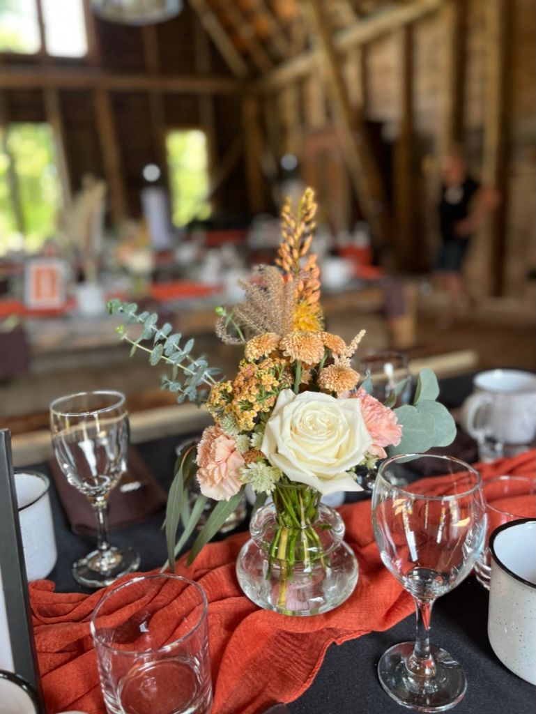 Curated Centrepieces