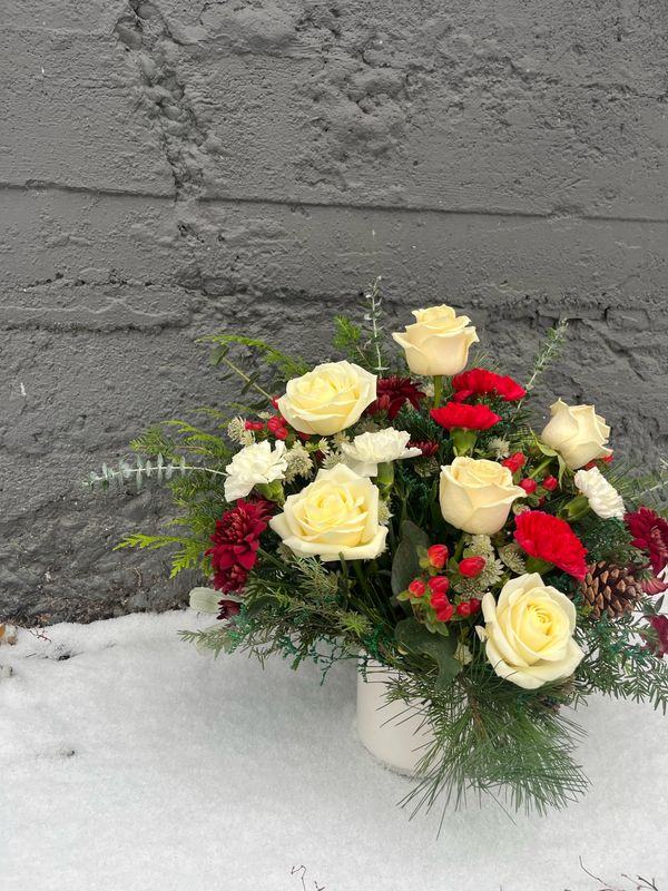 Classic Christmas Centrepiece