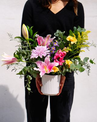 Mother's Day: Garden Style Ceramic Pot Arrangements