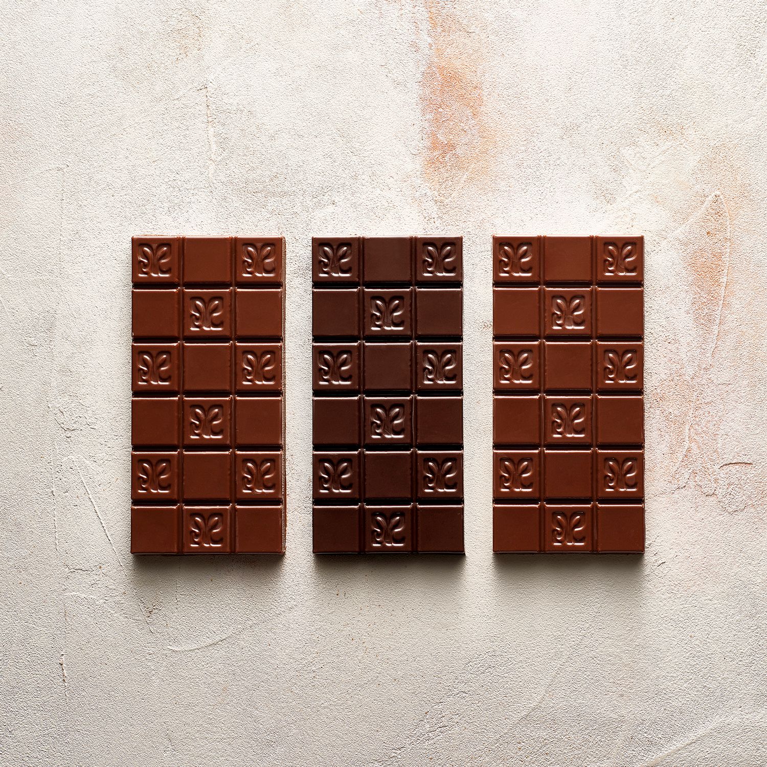 Tablettes de chocolat noir ou lait