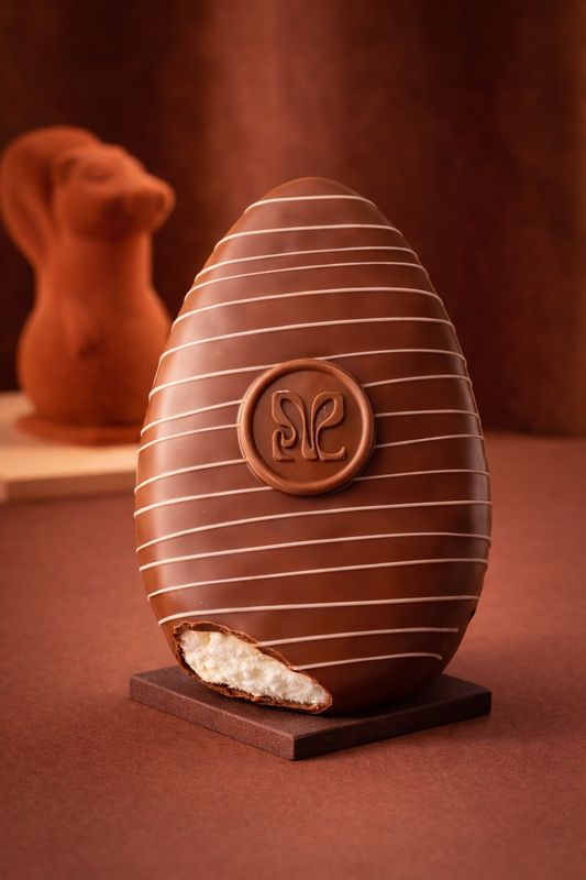 Oeuf guimauve, chocolat au lait croustillant