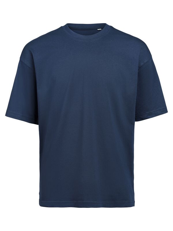 UM T-Shirt (OCS) Loose Fit Unisex UM T-Shirt (OCS) Loose Fit Unisex