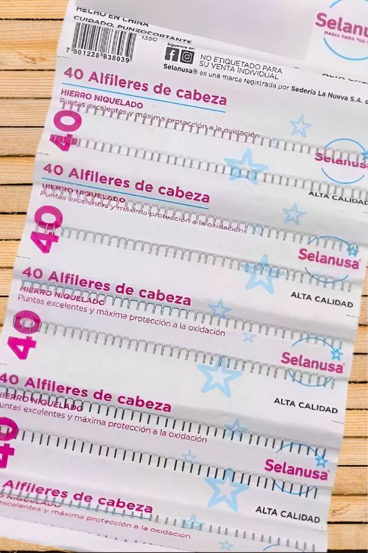 1 tira de alfileres con 200 piezas