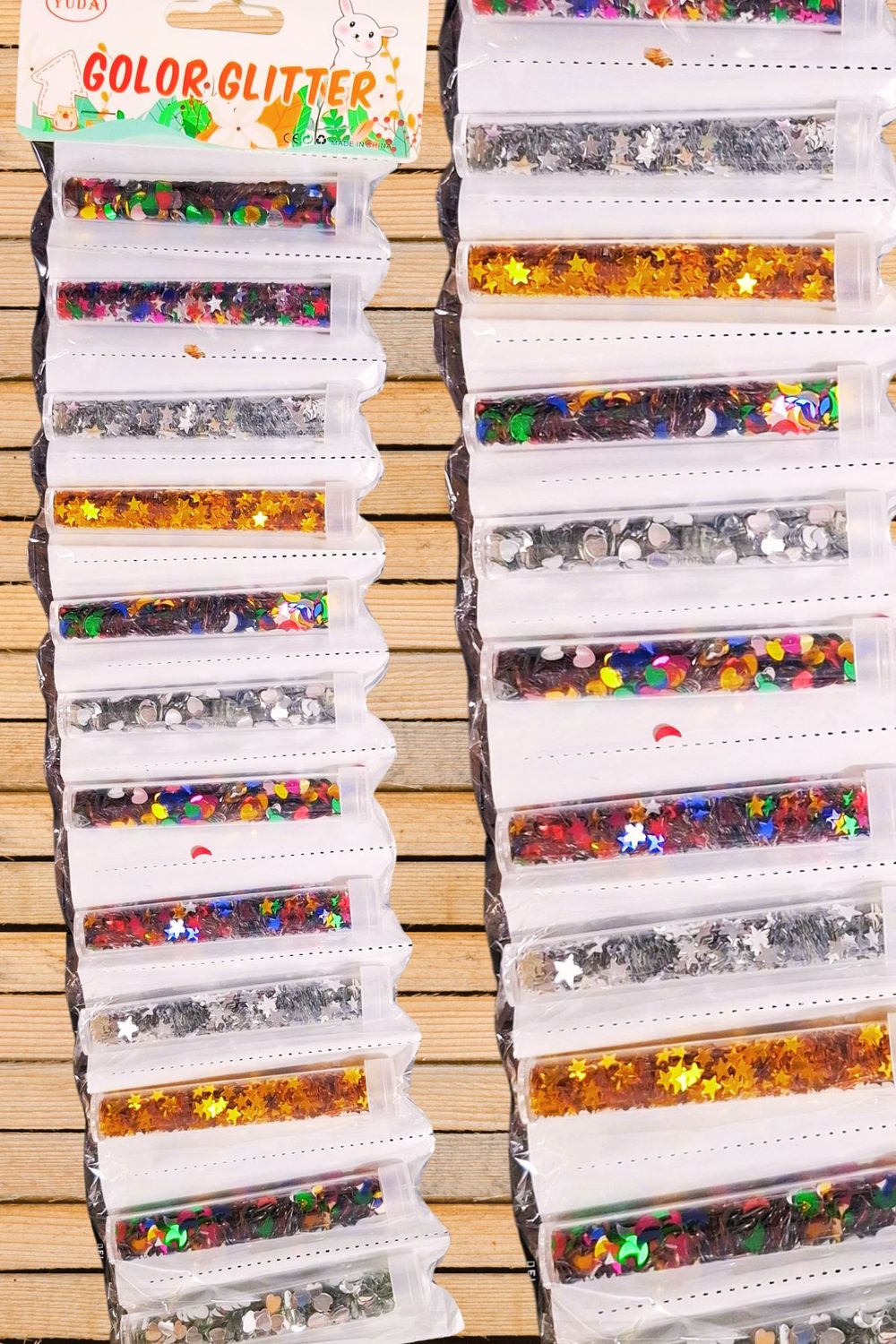 Diamantina de figuras en tubo con 12