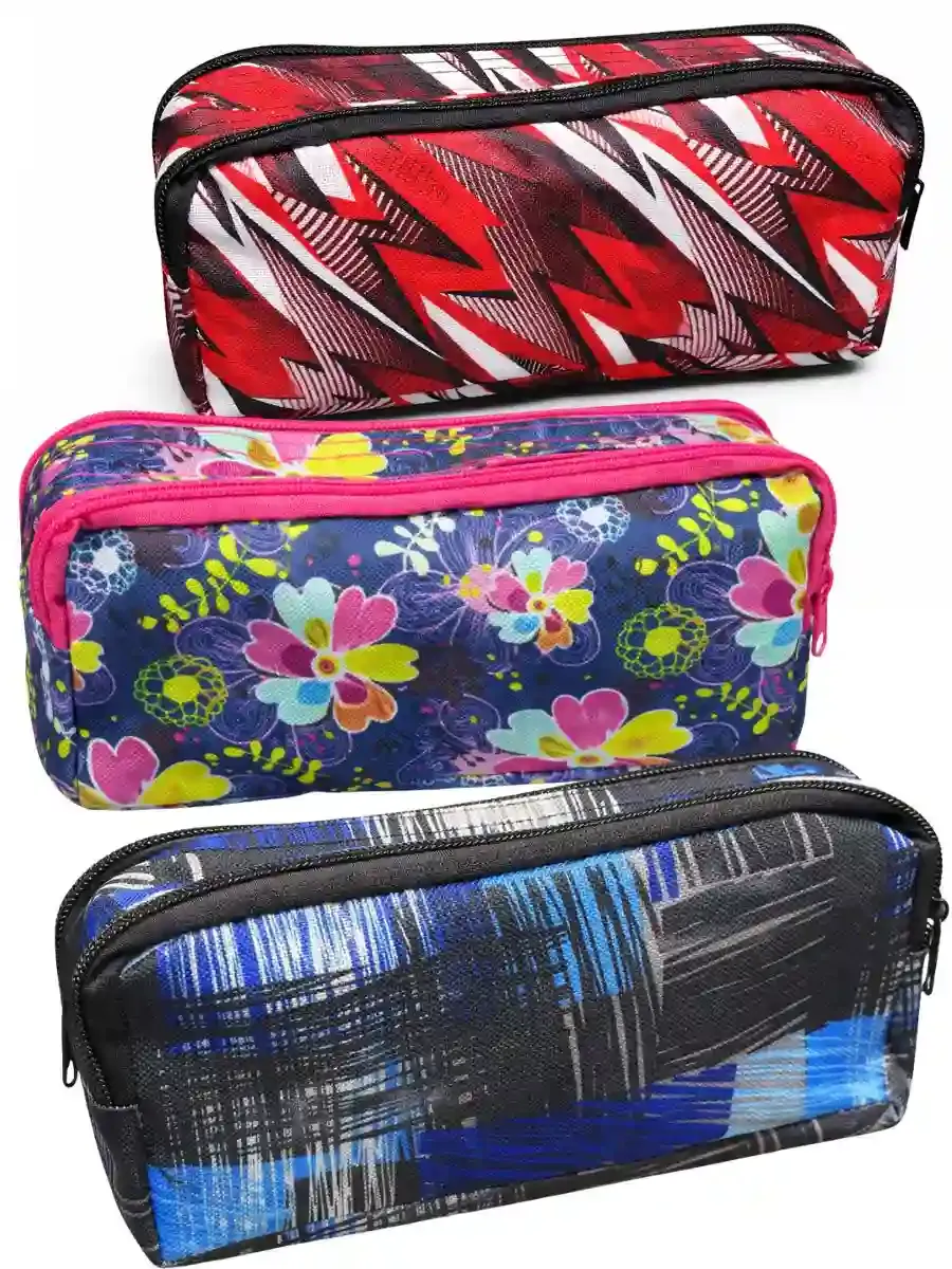 Lapicera juvenil de tela reforzada con doble cierre.