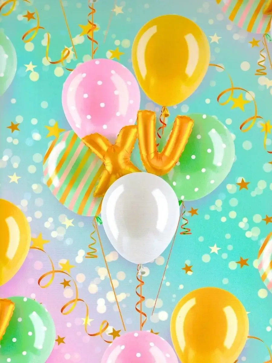 Papel de regalo temático de XV Años modelo P50 para venta por mayoreo en Distribuidora Mérida.