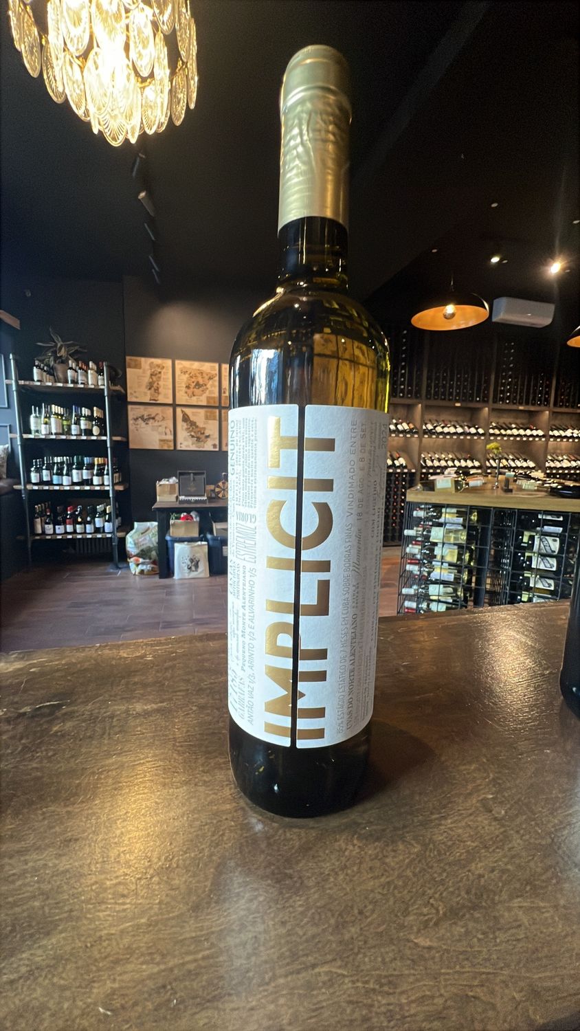 Implicit White Blend 750 mL