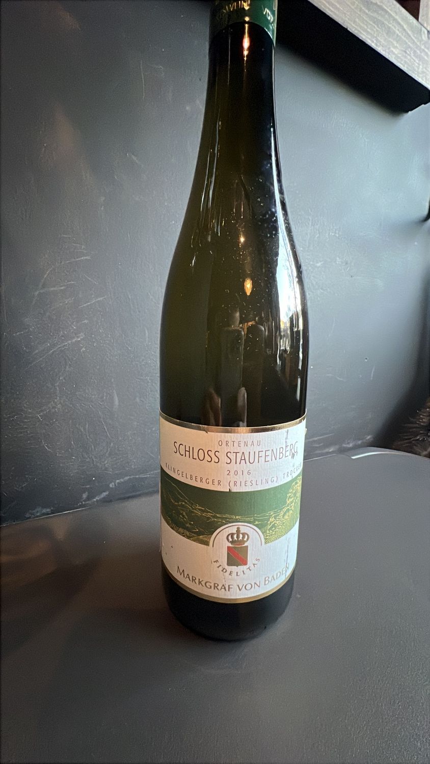 Schloss Staufenberg Klingelberger Riesling Trocken Markgraf Von Baden 750 mL