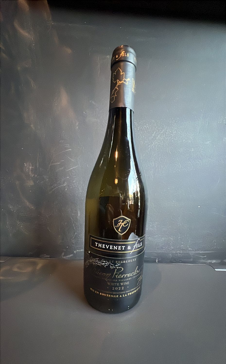 Macon Pierreclos Thevenet &amp; Fils 750 mL