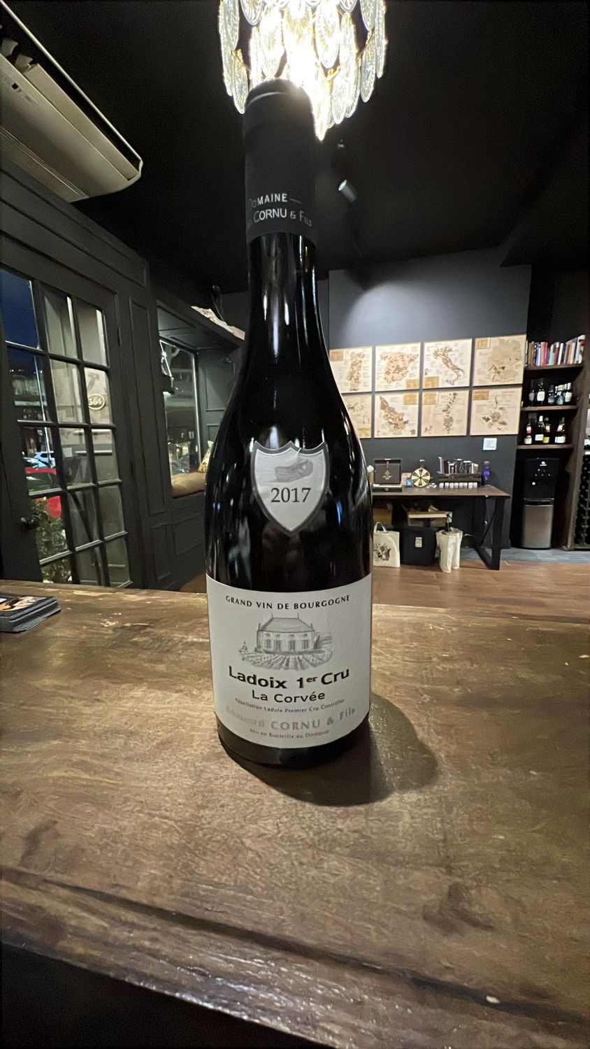Ladoix 1er Cru La Corvée Edmond Cornu &amp; Fils 750 mL
