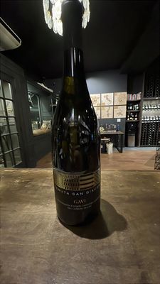 Tenuta San Giacomo, Gavi di Gavi Etichetta Nera DOCG 750 mL