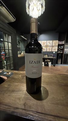Izadi Reserva Rioja 750 mL